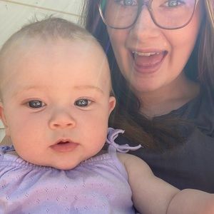 Meet your Posher, Alyssa